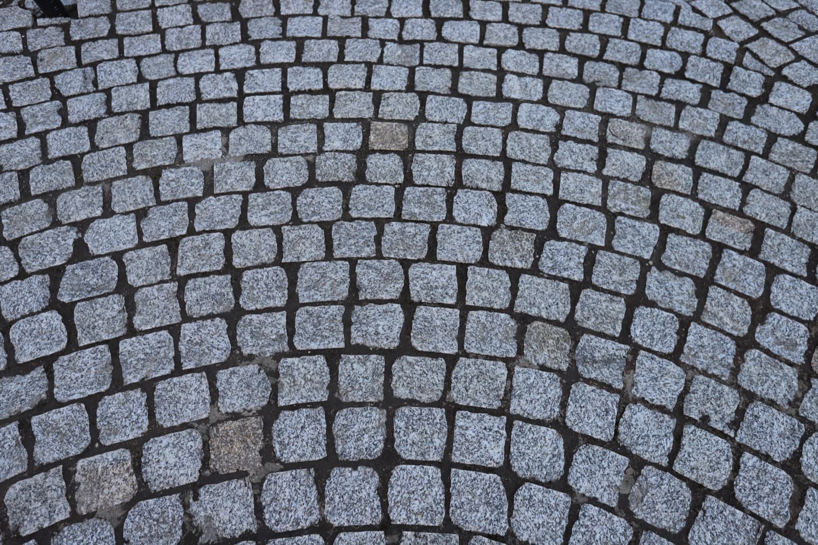 De Lank Granite Setts — Tumbled — Cornish granite, 100 x 100 x 100mm