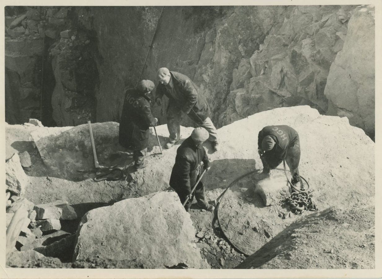 De Lank granite — heritage archive