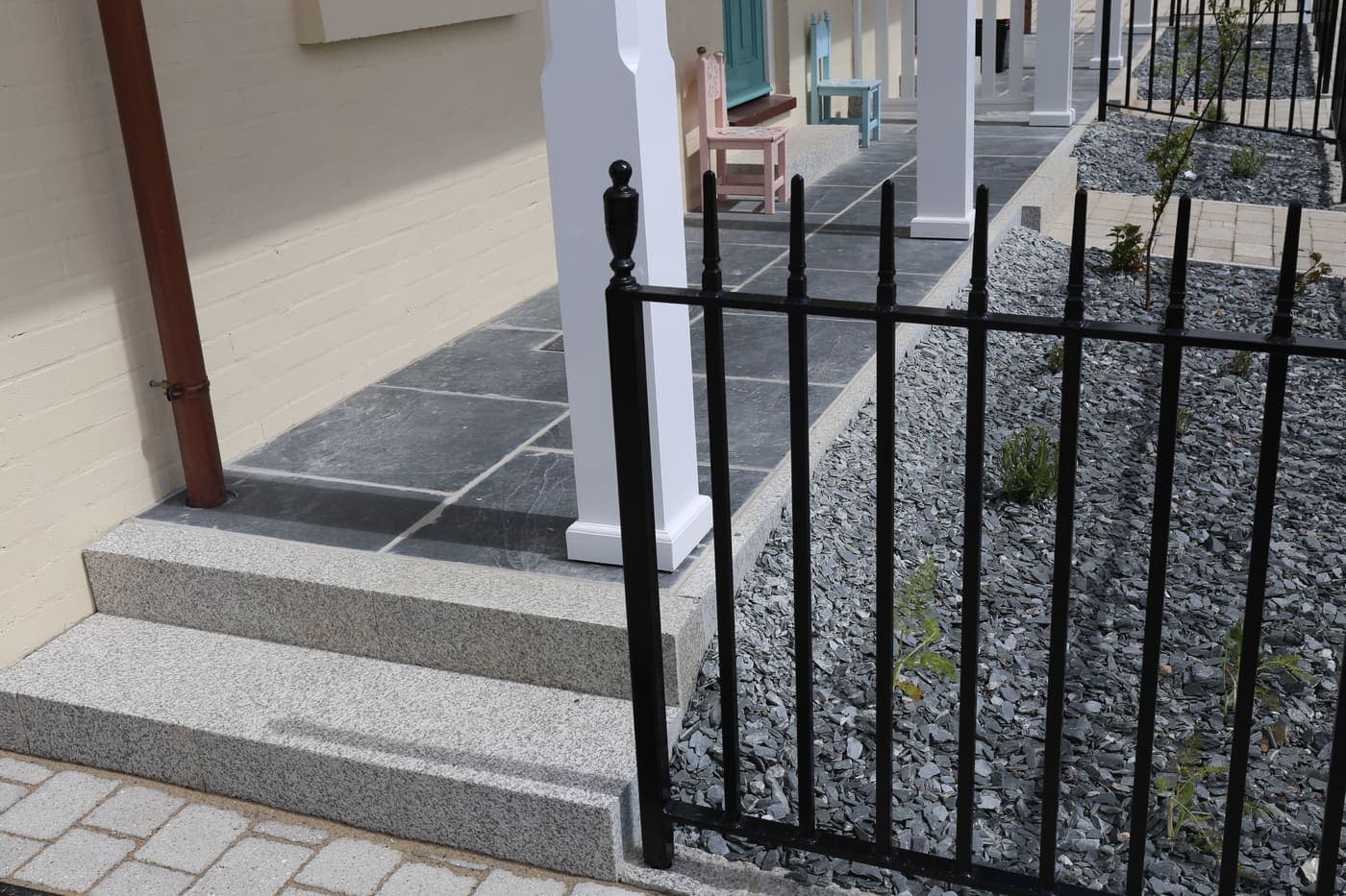 De Lank Granite Steps — Cornish granite, 1000 x 300 x 125mm