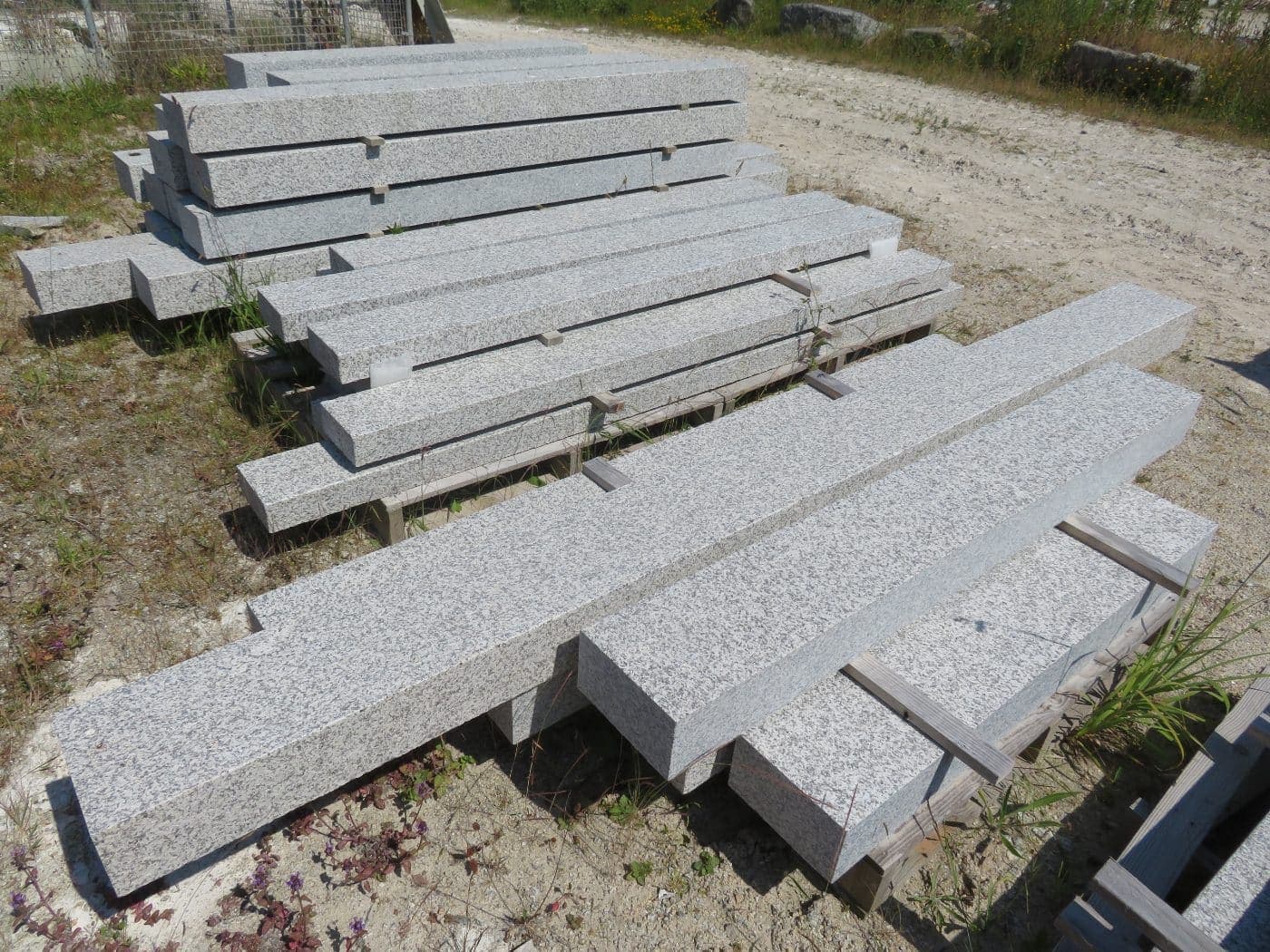 De Lank Window Cill — 1400mm — Cornish granite, 1600 x 175 x 75mm